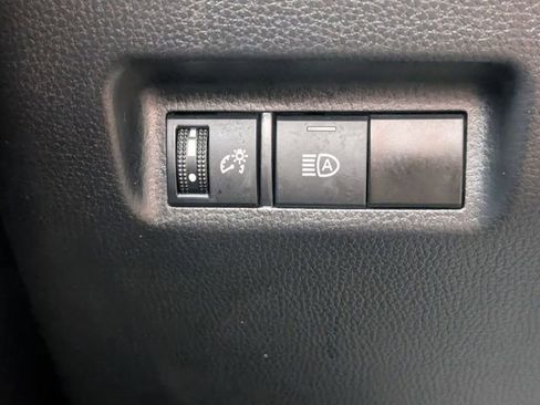 Used 2023 Toyota RAV4 LE AWD/4WD image 13