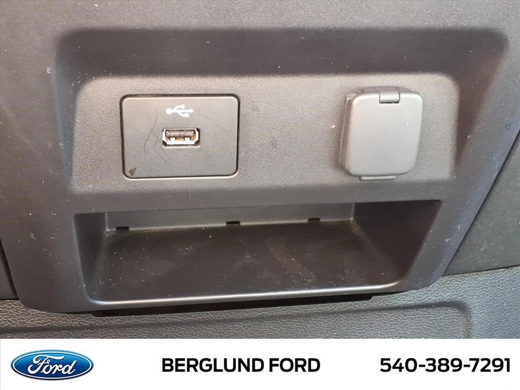 Used 2019 Ford F550 2WD Regular Cab Super Duty image 25