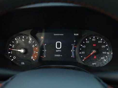 Used 2025 Jeep Compass Trailhawk AWD/4WD image 10
