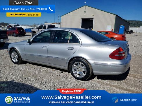 Used 2005 Mercedes-Benz E 320 CDI Sedan image 3