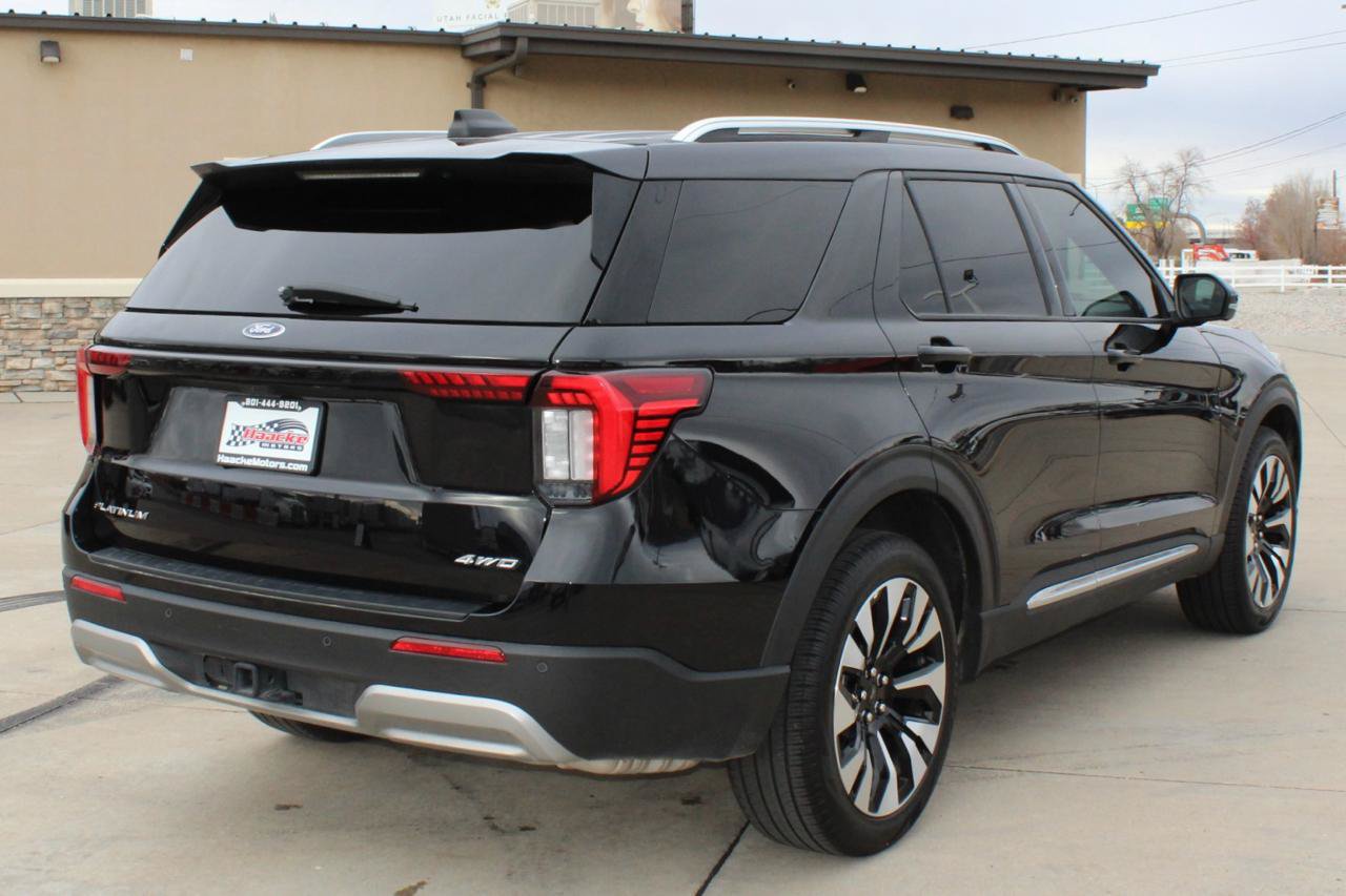 Used 2025 Ford Explorer Platinum w/ LUX Leather Package AWD/4WD image 28