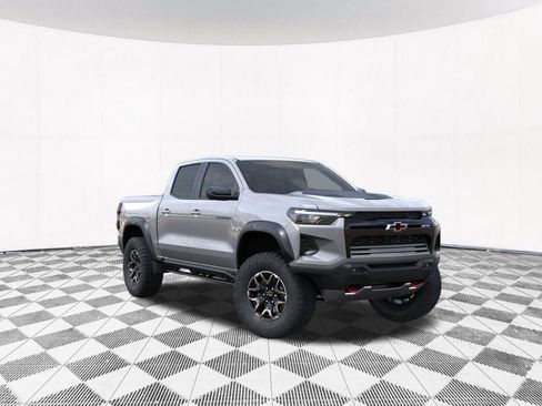 New 2026 Chevrolet Colorado ZR2 w/ Technology Package AWD/4WD image 8