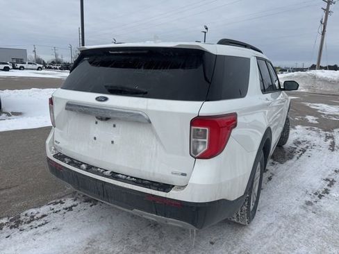 Used 2020 Ford Explorer XLT w/ Equipment Group 202A image 11