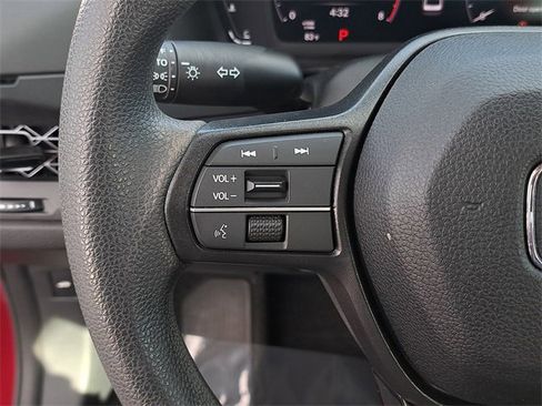 Certified 2023 Honda Accord LX image 22