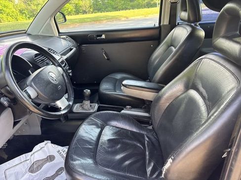 Used 2000 Volkswagen Beetle GLX FWD image 12