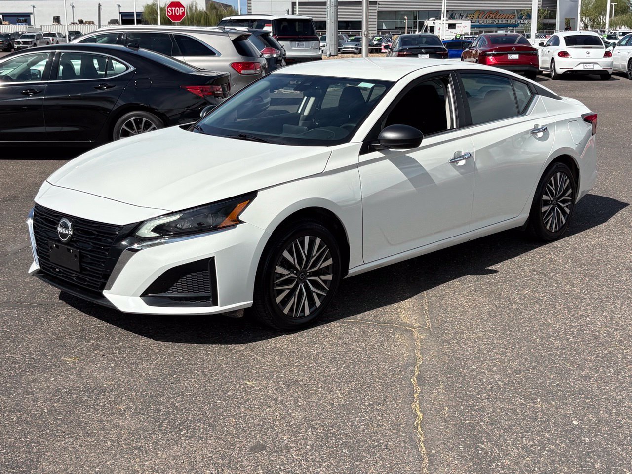 Certified 2025 Nissan Altima 2.5 SV AWD/4WD image 2