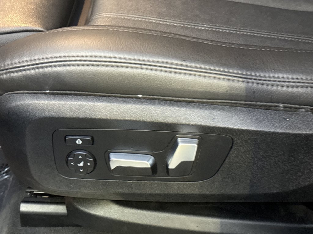 Used 2020 BMW X5 xDrive40i w/ Convenience Package AWD/4WD image 14