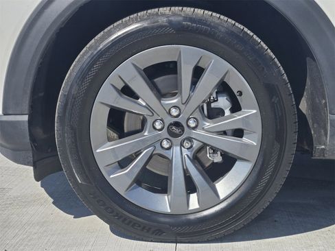 Certified 2023 Ford Explorer XLT w/ Equipment Group 202A image 10