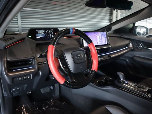 Used 2024 Toyota Prius Limited w/ Limited Premium Package FWD image 13