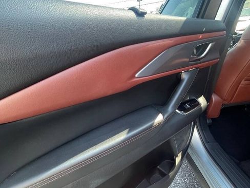 Used 2017 MAZDA CX-9 Signature AWD/4WD image 12