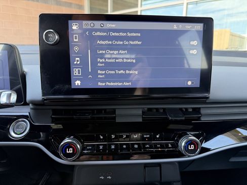 Used 2024 Honda Prologue Touring image 25