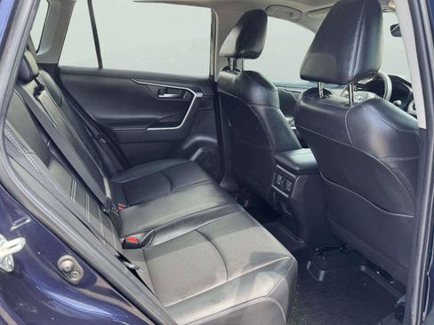 Used 2022 Toyota RAV4 Limited FWD image 49