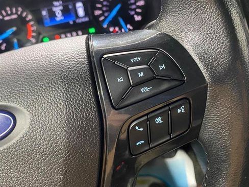 Used 2016 Ford Explorer XLT AWD/4WD image 21