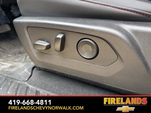 Certified 2024 Chevrolet Colorado Z71 w/ Z71 Convenience Package 2 image 16