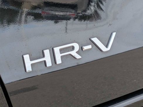 Used 2024 Honda HR-V EX-L image 11