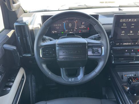 Used 2026 GMC Hummer EV SUV AWD/4WD image 12
