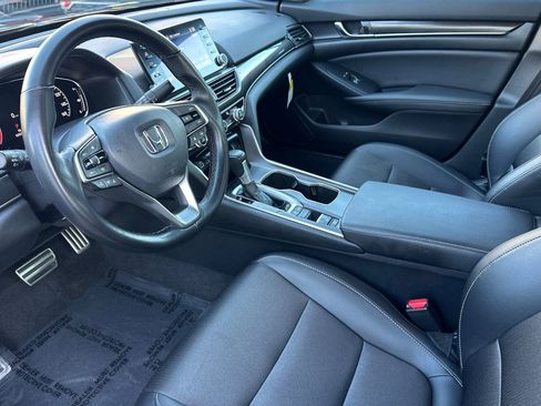 Used 2022 Honda Accord Sport image 11