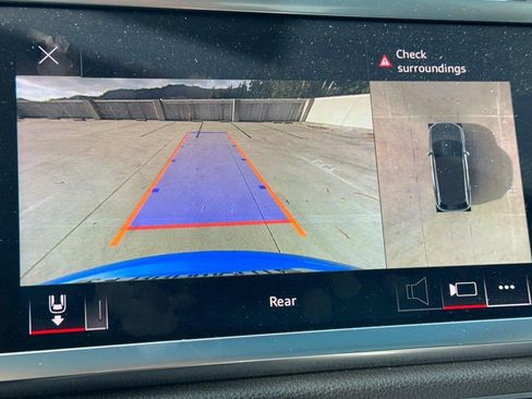 Used 2022 Audi Q3 2.0T Premium Plus image 24