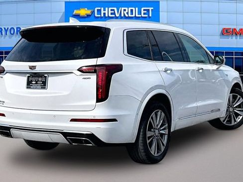 Used 2021 Cadillac XT6 Premium Luxury FWD image 5