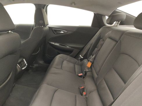 Used 2021 Chevrolet Malibu LT FWD image 18