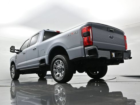 Used 2024 Ford F250 Lariat w/ Lariat Ultimate Package AWD/4WD image 23