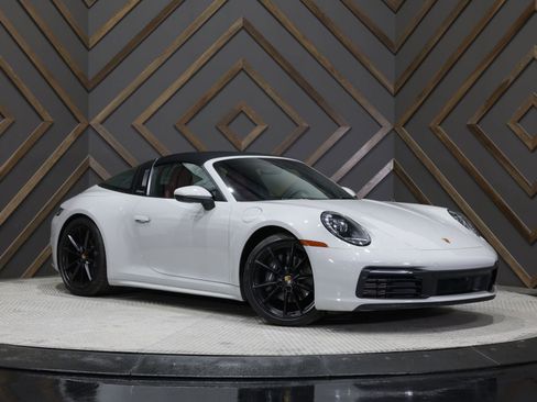 Used 2021 Porsche 911 Targa 4 image 10