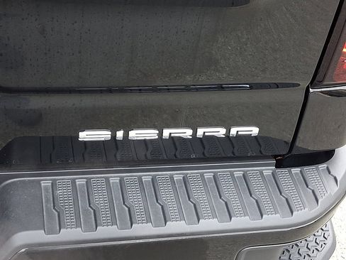 Used 2024 GMC Sierra 1500 Denali w/ Denali Reserve Package image 29