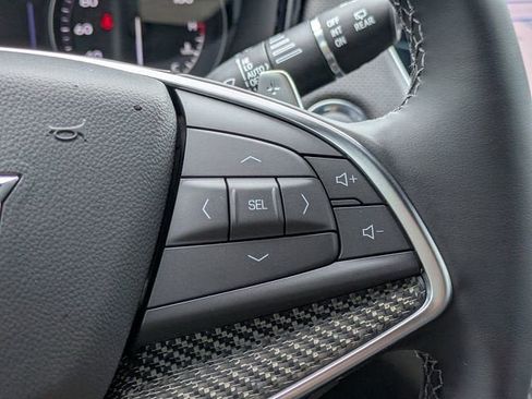 New 2026 Cadillac XT5 Sportv w/ LPO, Floor Liner Package AWD/4WD image 28