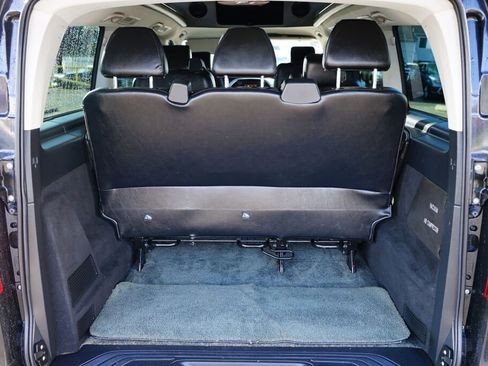 Used 2016 Mercedes-Benz Metris Passenger image 9