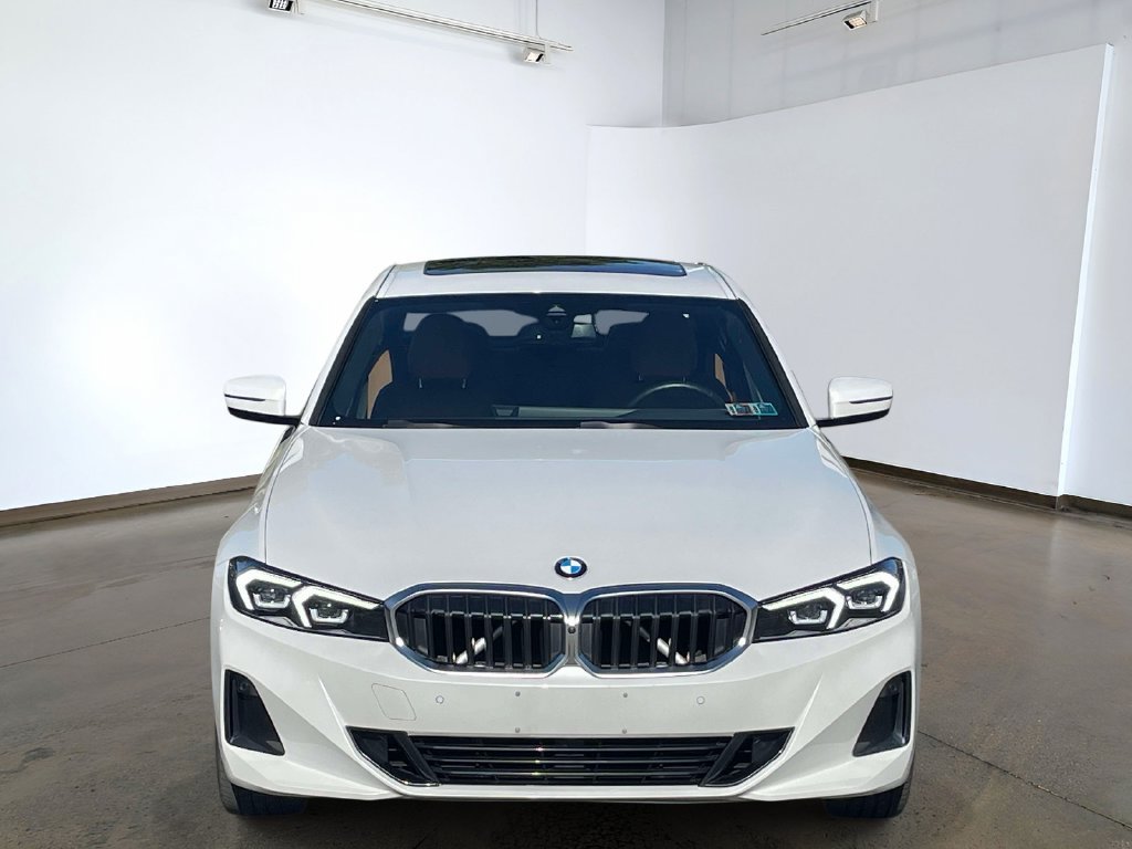 Used 2024 BMW 330i xDrive Sedan w/ Premium Package AWD/4WD image 2