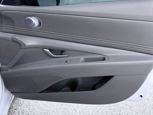 Used 2026 Hyundai Elantra Sport FWD image 15