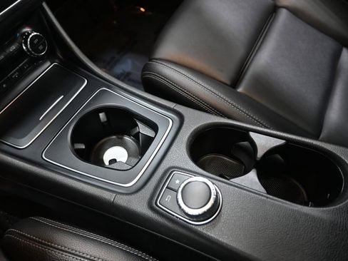 Used 2018 Mercedes-Benz CLA 250 250 image 22