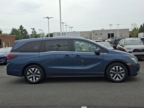 Used 2025 Honda Odyssey EX-L image 7