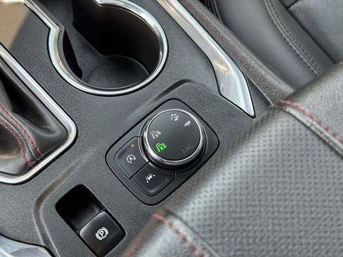 Used 2023 Chevrolet Traverse RS w/ LPO, Floor Liner Package image 31