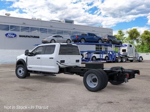 New 2026 Ford F550 4x4 Crew Cab image 5