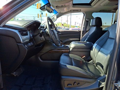 Used 2019 Chevrolet Tahoe LT AWD/4WD image 14