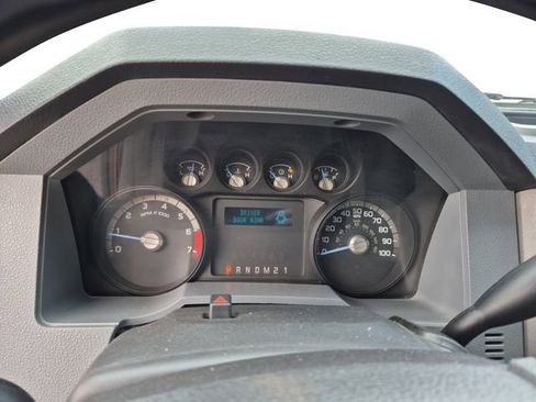 Used 2016 Ford F250 XLT w/ Snow Plow Prep Package AWD/4WD image 14