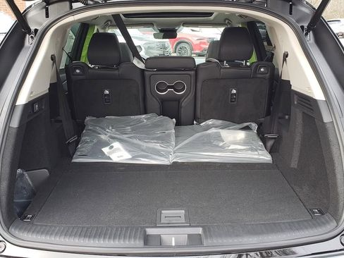 New 2026 Acura MDX SH-AWD image 5