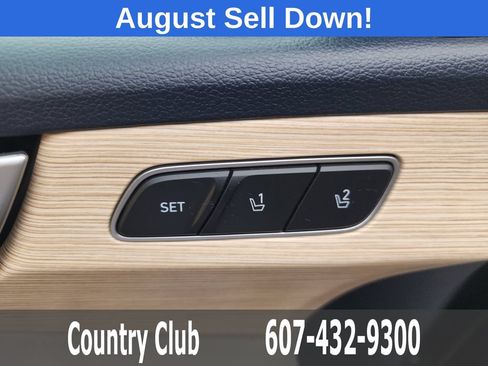 Used 2024 Hyundai Palisade Limited AWD/4WD image 14
