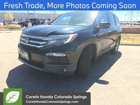 Used 2016 Honda Pilot Touring image 3