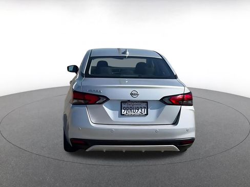 Used 2025 Nissan Versa SV FWD image 12