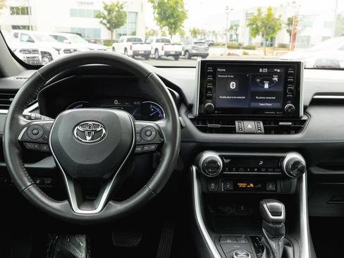 Certified 2020 Toyota RAV4 XSE w/ XSE Grade Weather Package AWD/4WD image 28