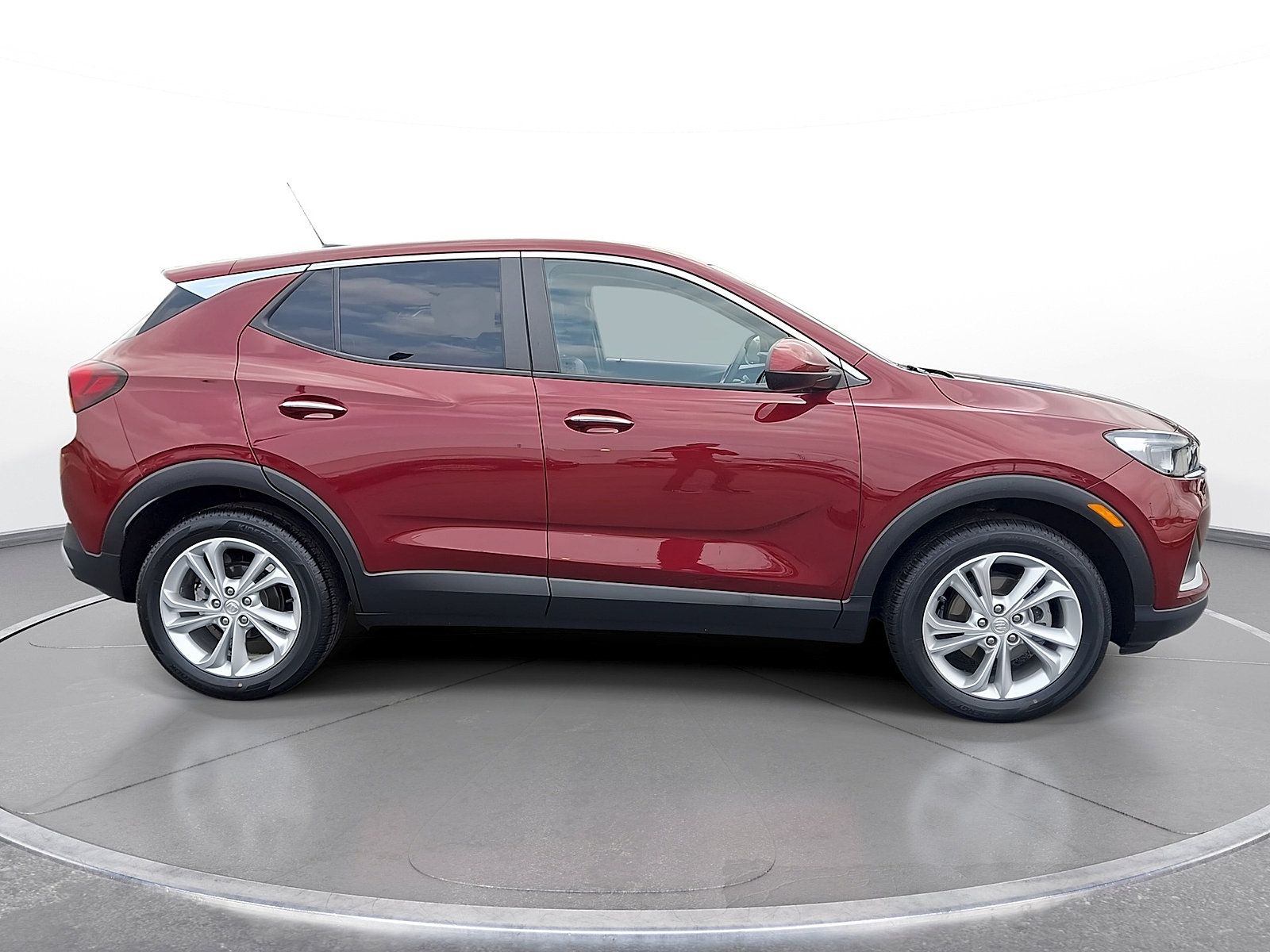 Used 2023 Buick Encore GX Preferred w/ Cold Weather Comfort Package FWD image 9