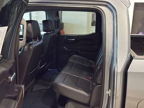 Used 2021 GMC Sierra 1500 SLT w/ SLT Premium Package image 18