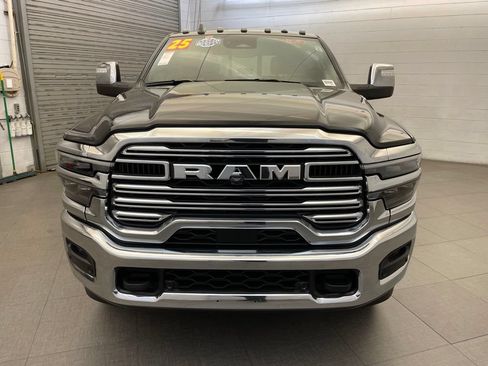 Certified 2025 RAM 2500 Laramie AWD/4WD image 11