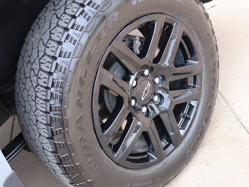 Certified 2024 Chevrolet Silverado 1500 RST AWD/4WD image 42