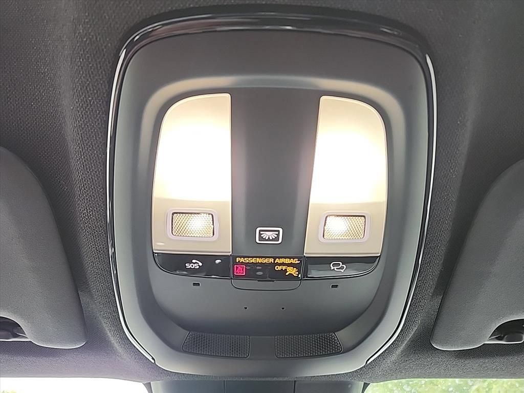 Certified 2023 Volvo C40 P8 Recharge Plus w/ Climate Package AWD/4WD image 26
