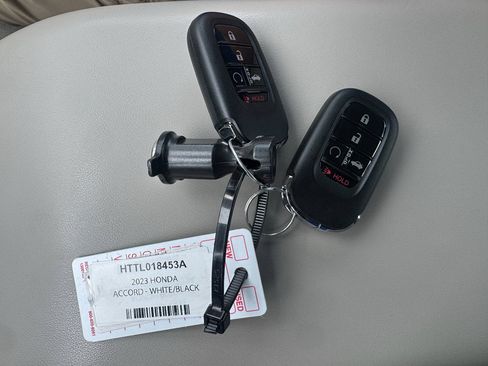 Certified 2023 Honda Accord EX image 29