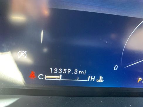 Used 2022 Lincoln Nautilus FWD w/ Premium Package image 5