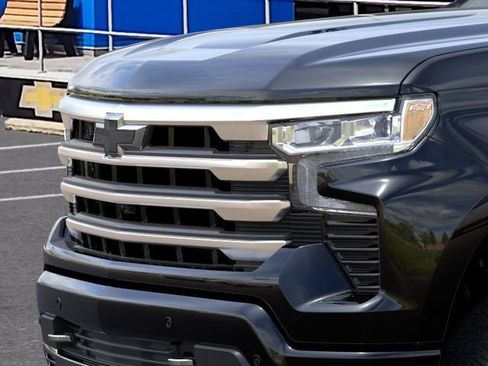 New 2026 Chevrolet Silverado 1500 High Country AWD/4WD image 13